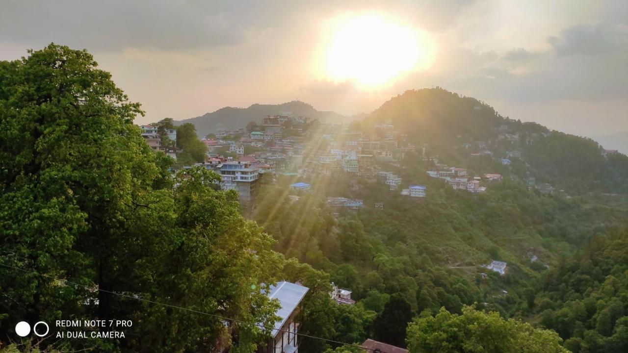 Castle View Hotel Mussoorie Exterior photo