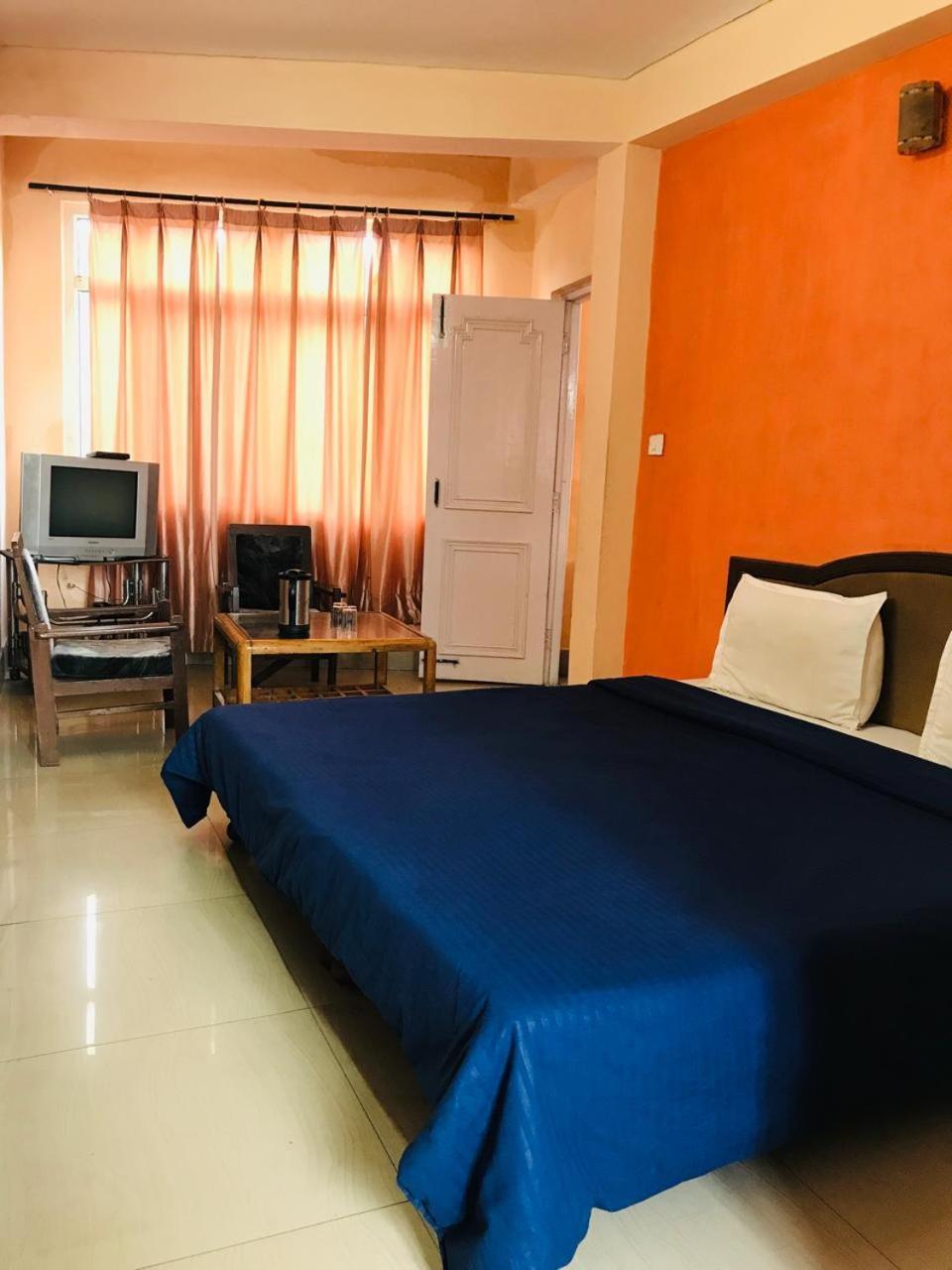 Castle View Hotel Mussoorie Exterior photo