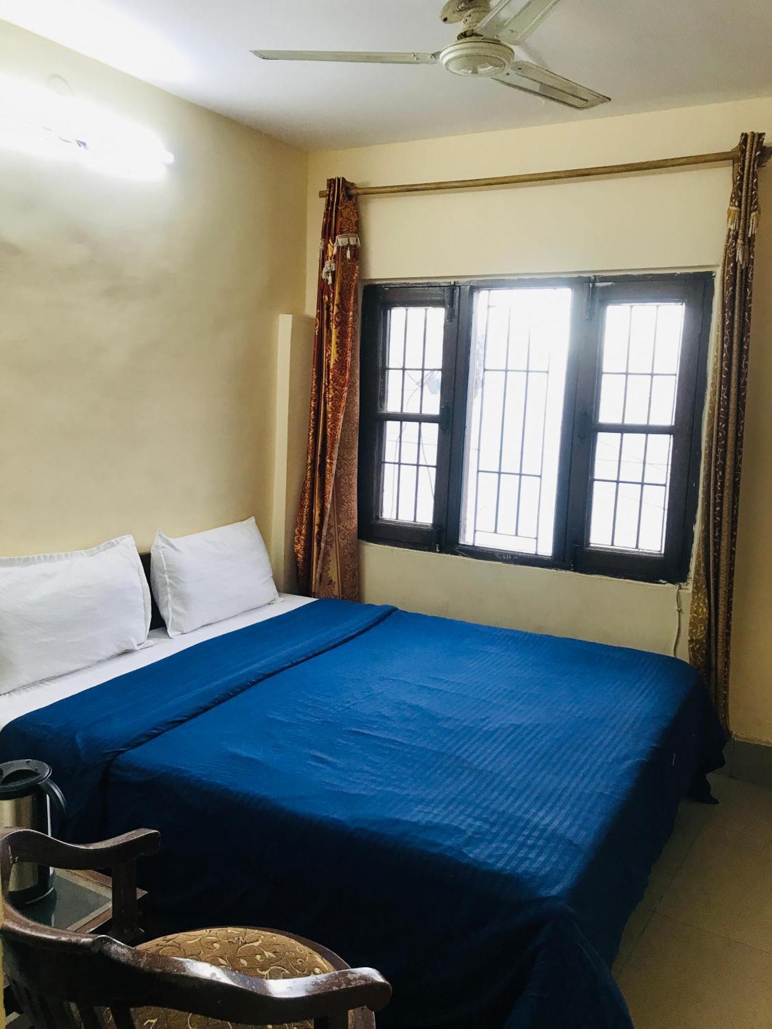 Castle View Hotel Mussoorie Room photo